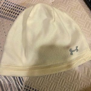 Woman’s Under Armour Soft Beanie Hat